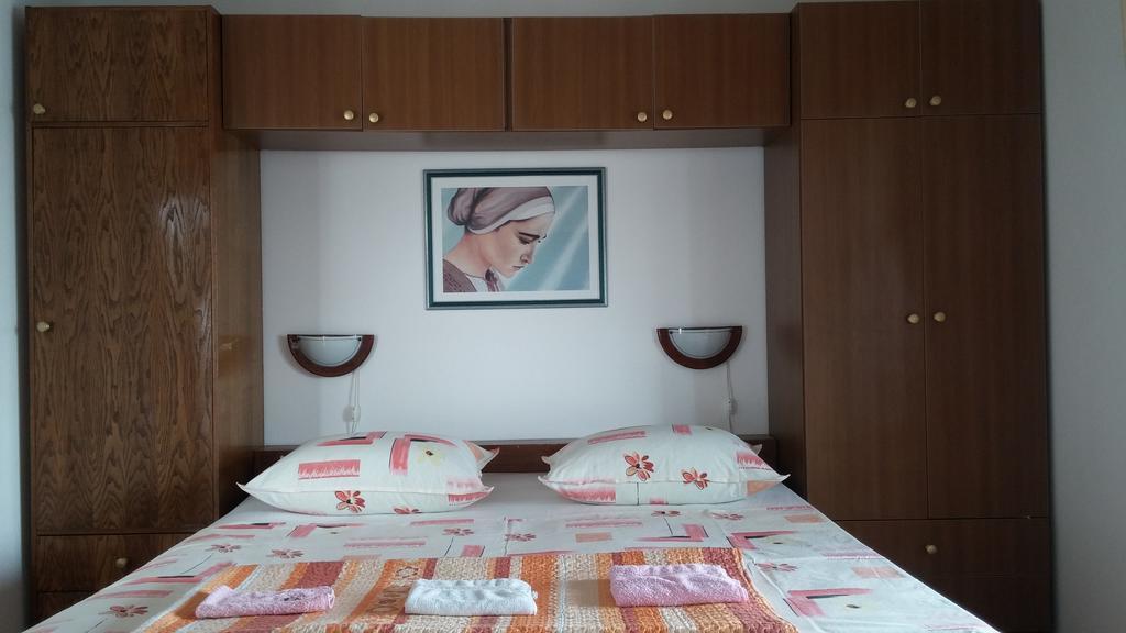 Apartments Marija Bajto Nečujam الغرفة الصورة