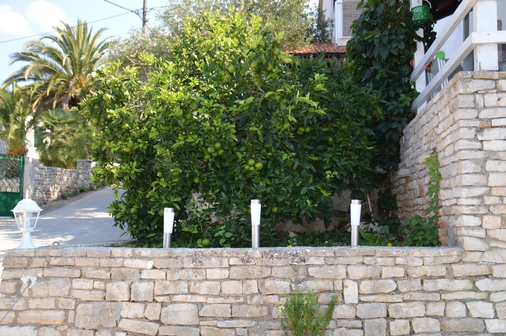 Apartments Marija Bajto Nečujam المظهر الخارجي الصورة